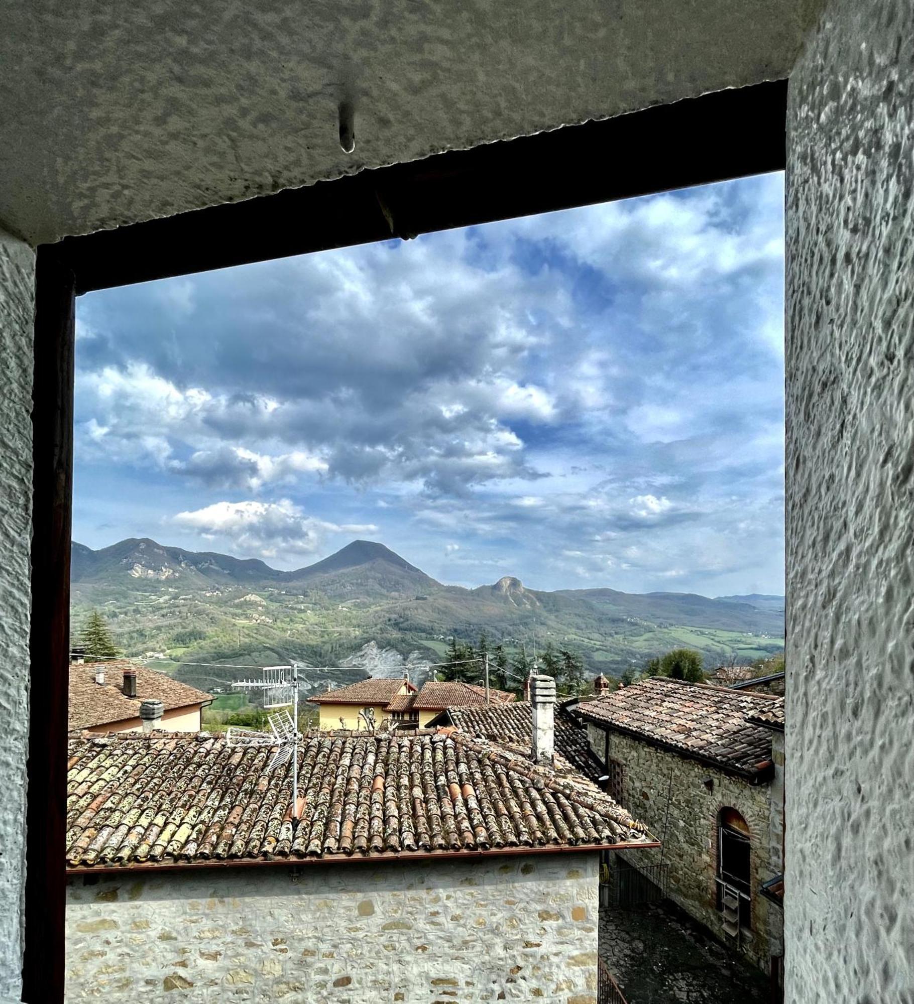 Mazzetti Country House-Vita In Campagna Con Giardino Vimignano-Chiesa Exterior foto