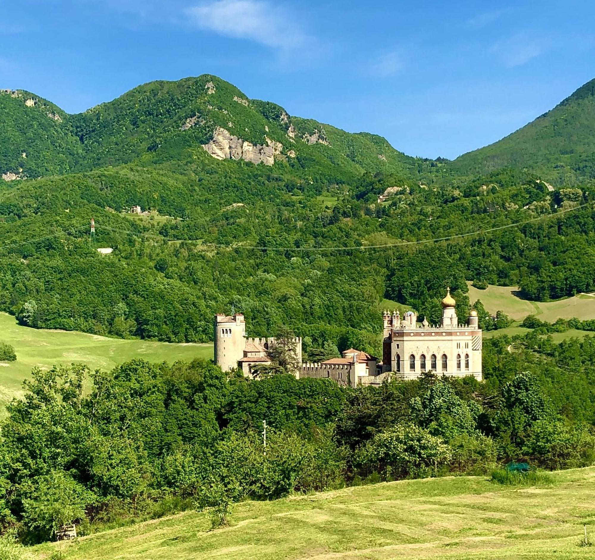 Mazzetti Country House-Vita In Campagna Con Giardino Vimignano-Chiesa Exterior foto